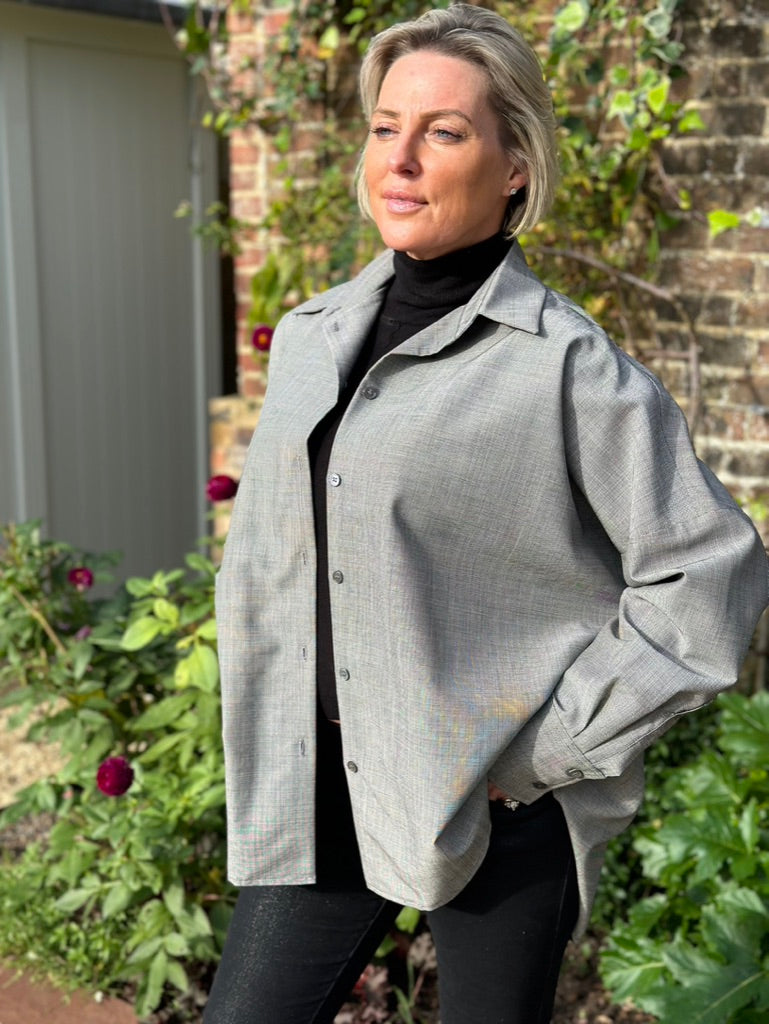 F - THE CHELSEA OVERSIZED SHIRT IN BLACK AND WHITE FINE WOOL