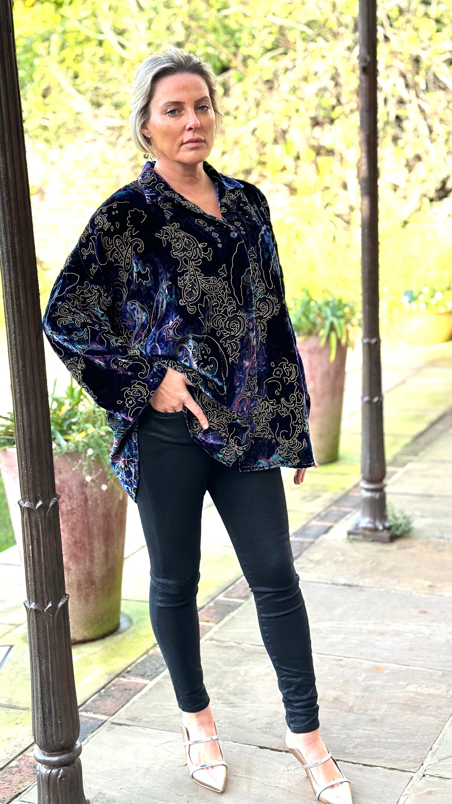AA-THE SOHO OVERSIZED SHIRT IN DEVORÉ SILK VELVET IN BLUE PAISLEY