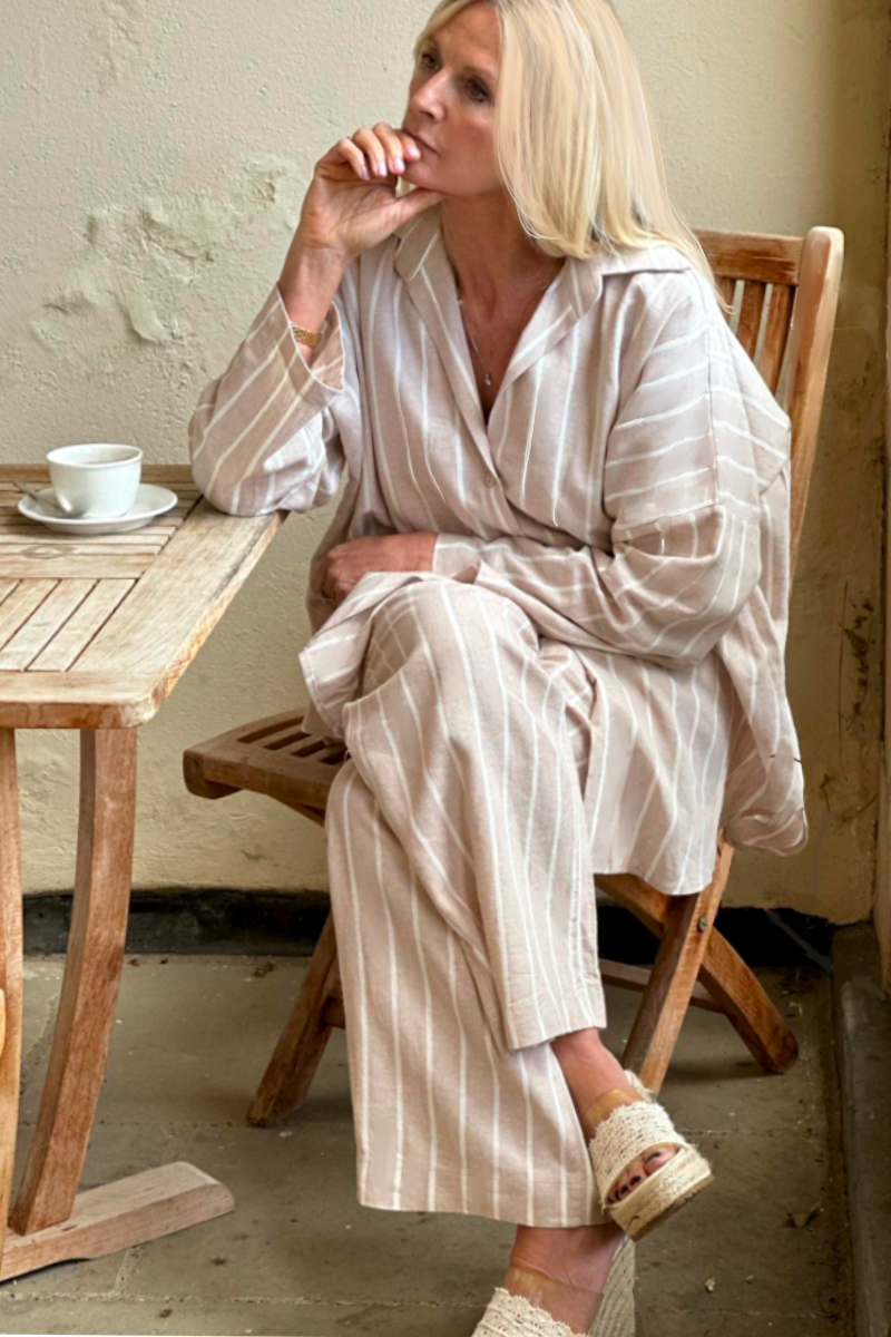 A-THE SOHO OVERSIZED SHIRT IN BEIGE AND WHITE LINEN BLEND