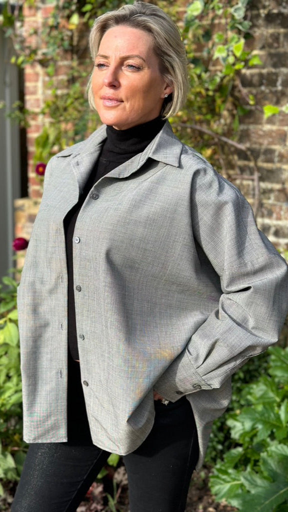 J-THE CHELSEA BLACK AND WHITE CHECK IN FINE MOHAIR AND WOOL