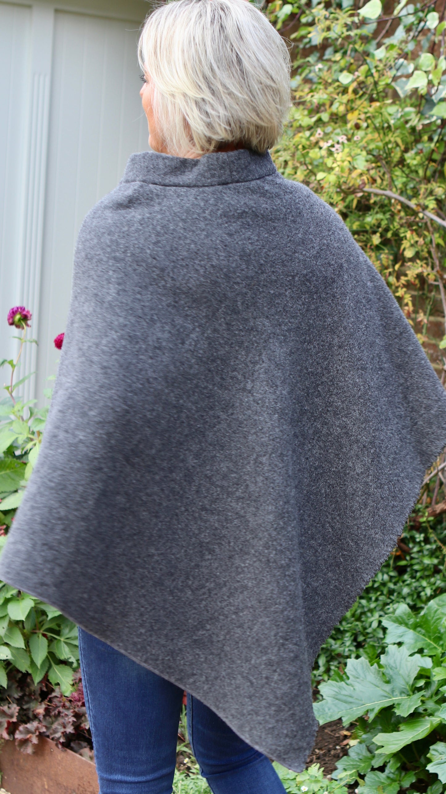 G-THE TATE PONCHO IN VOLCANIC ASH WOOL