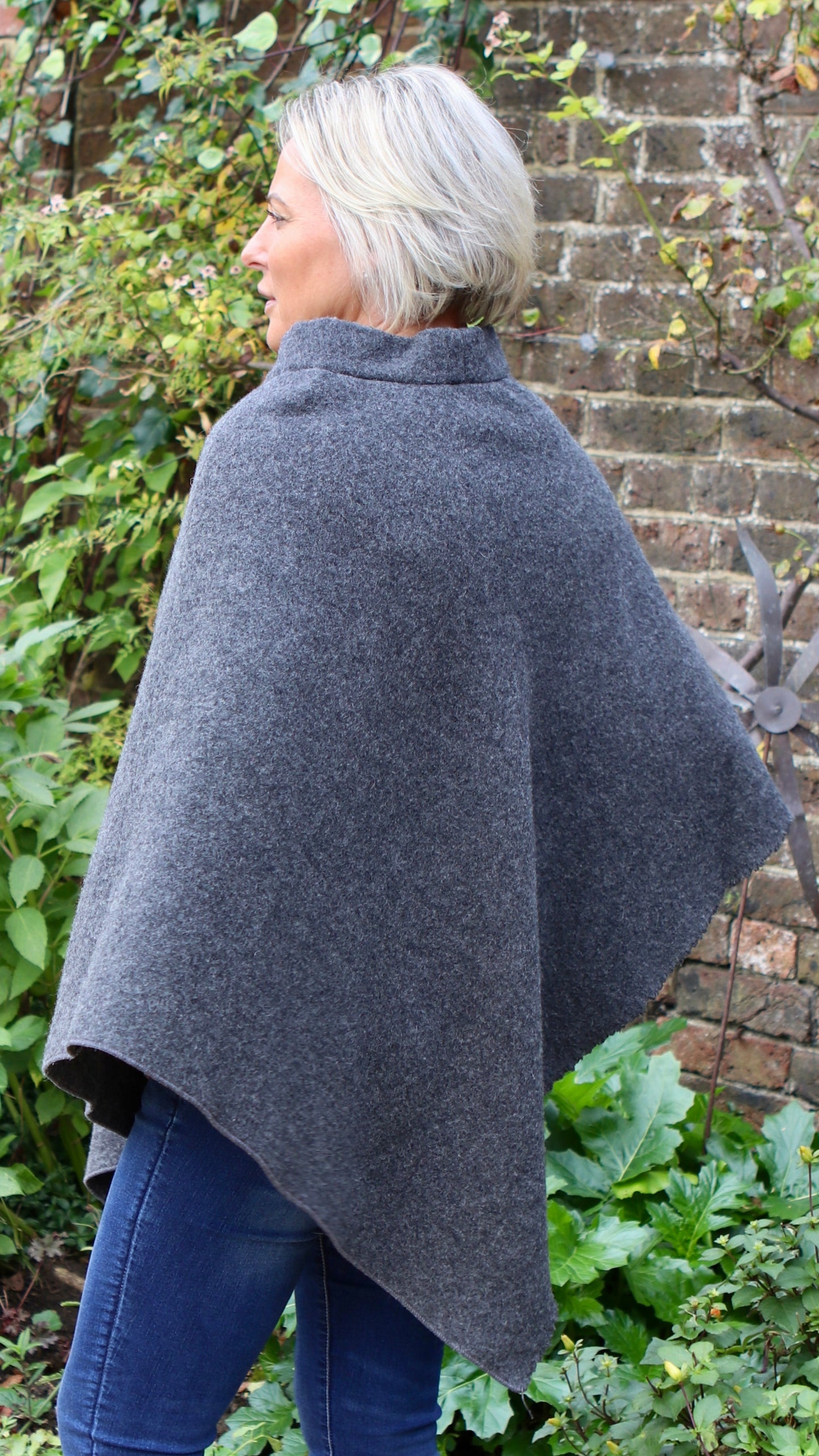 G-THE TATE PONCHO IN VOLCANIC ASH WOOL