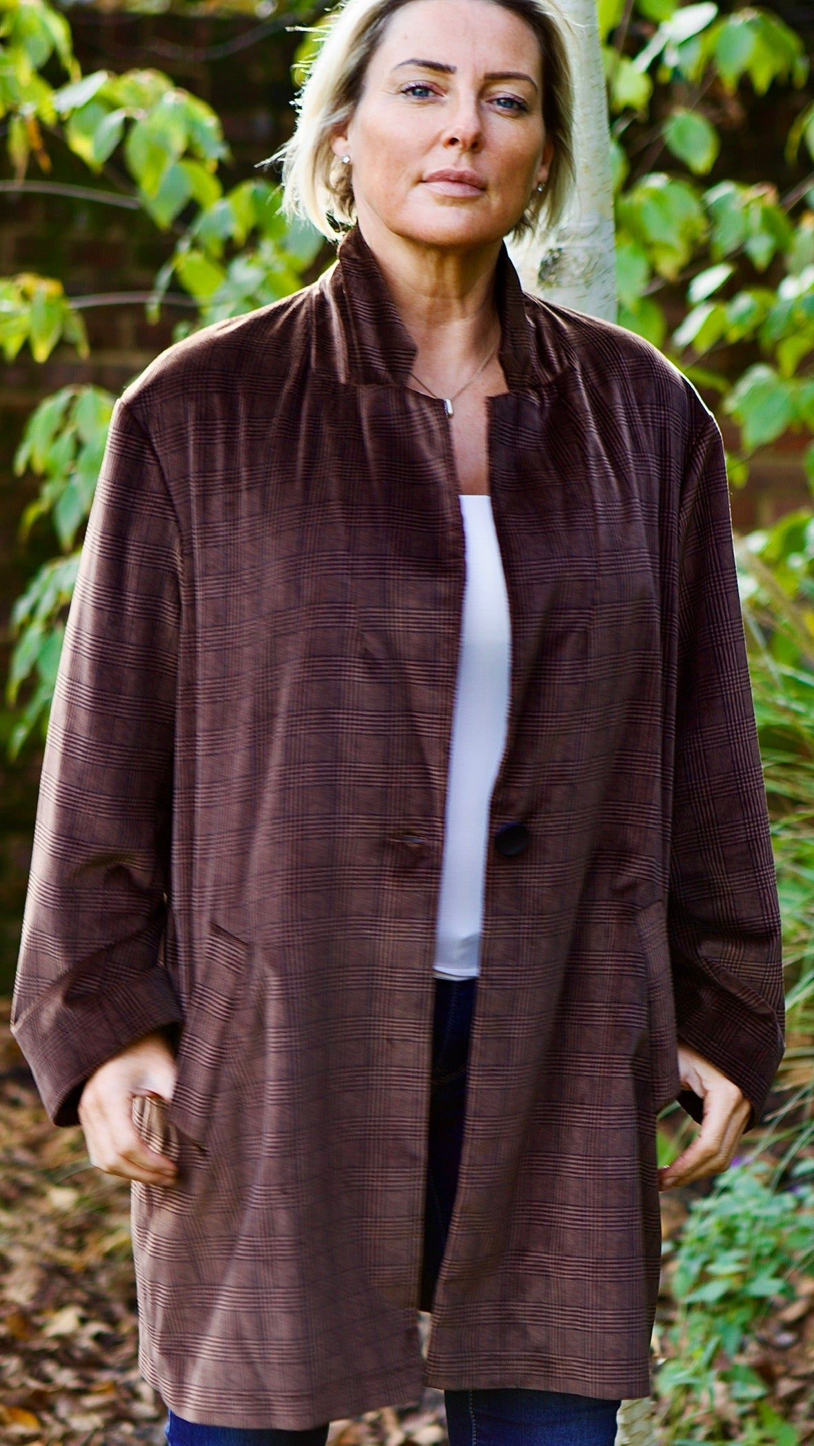 I-THE BOND STREET OVERSIZED JACKET IN COGNAC VELVET CHECK