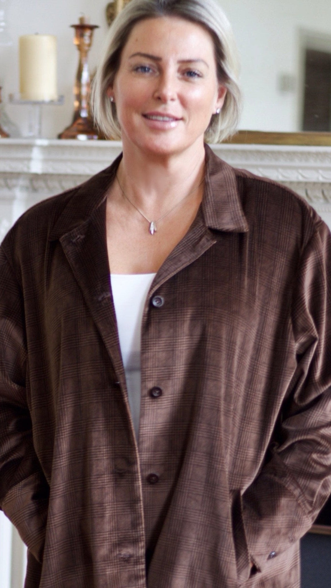 E-THE ABBEY ROAD OVERSIZED SHIRT IN CHOCOLATE BROWN CHECKED VELVET