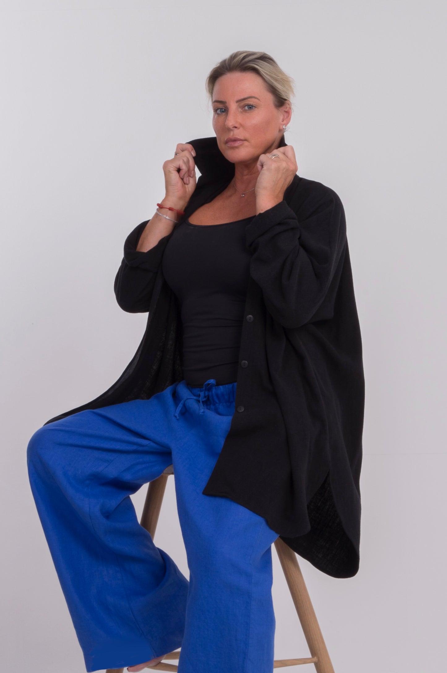 THE SOHO WIDE-LEGGED TROUSERS IN ROYAL BLUE LINEN