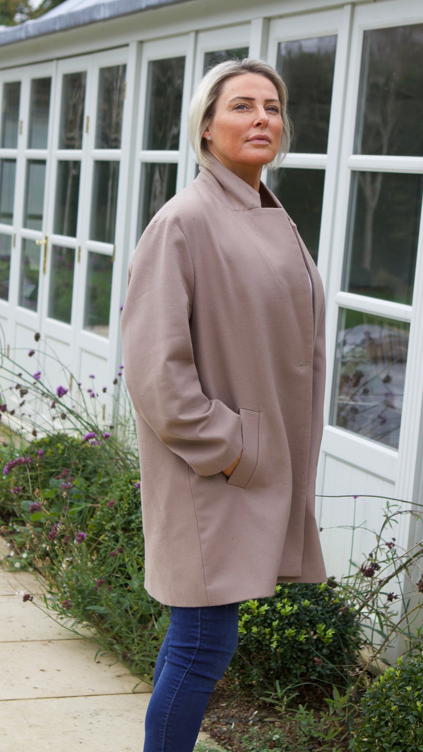 A -THE BOND STREET OVERSIZED JACKET IN CAMEL WOOL