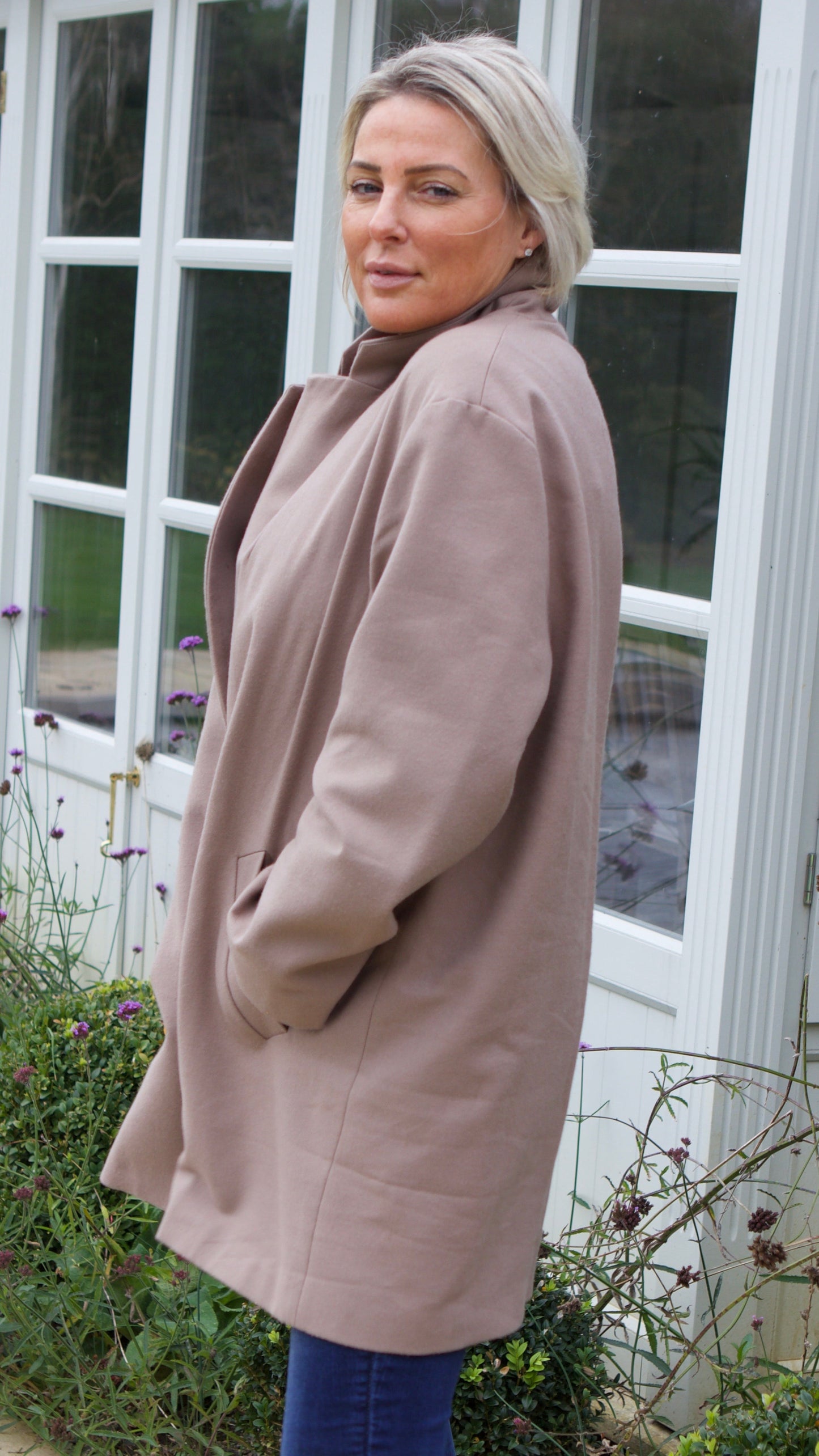 A -THE BOND STREET OVERSIZED JACKET IN CAMEL WOOL