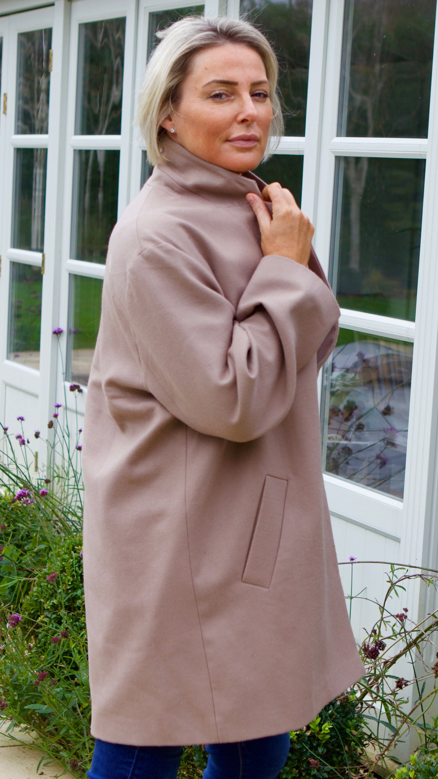 A -THE BOND STREET OVERSIZED JACKET IN CAMEL WOOL
