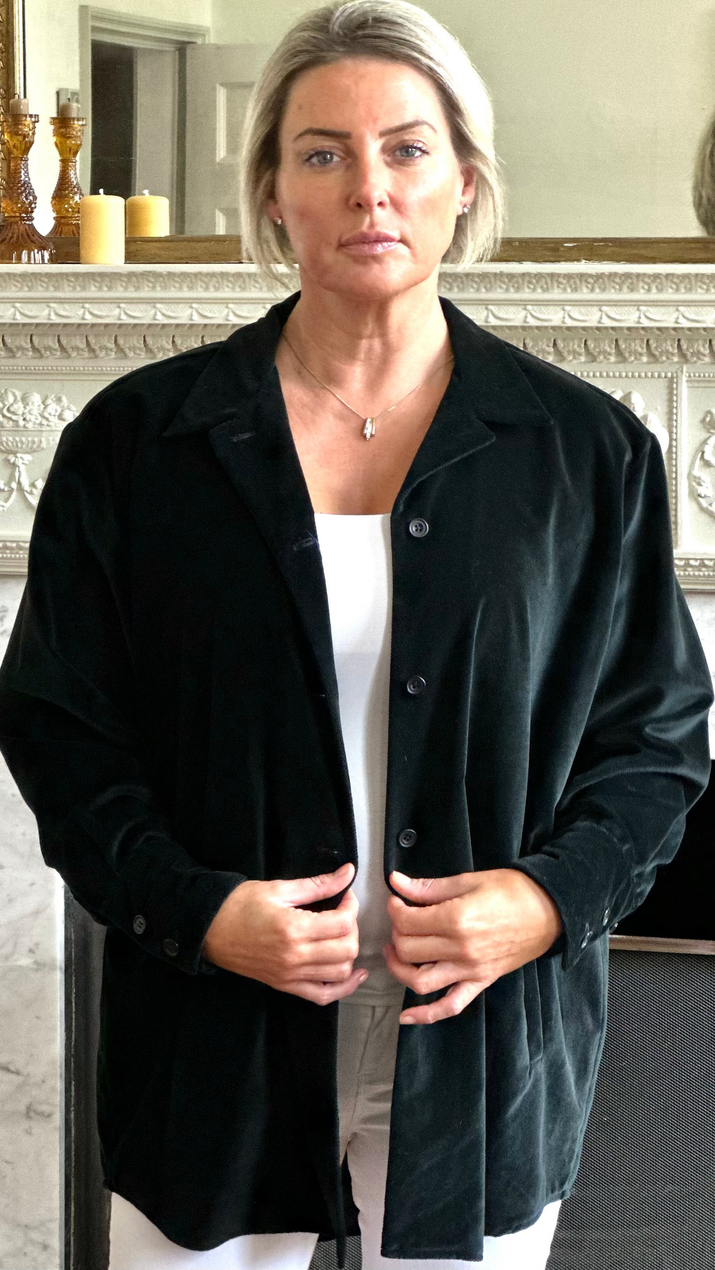 D-THE ABBEY ROAD OVERSIZED SHIRT IN BLACK COTTON VELVET