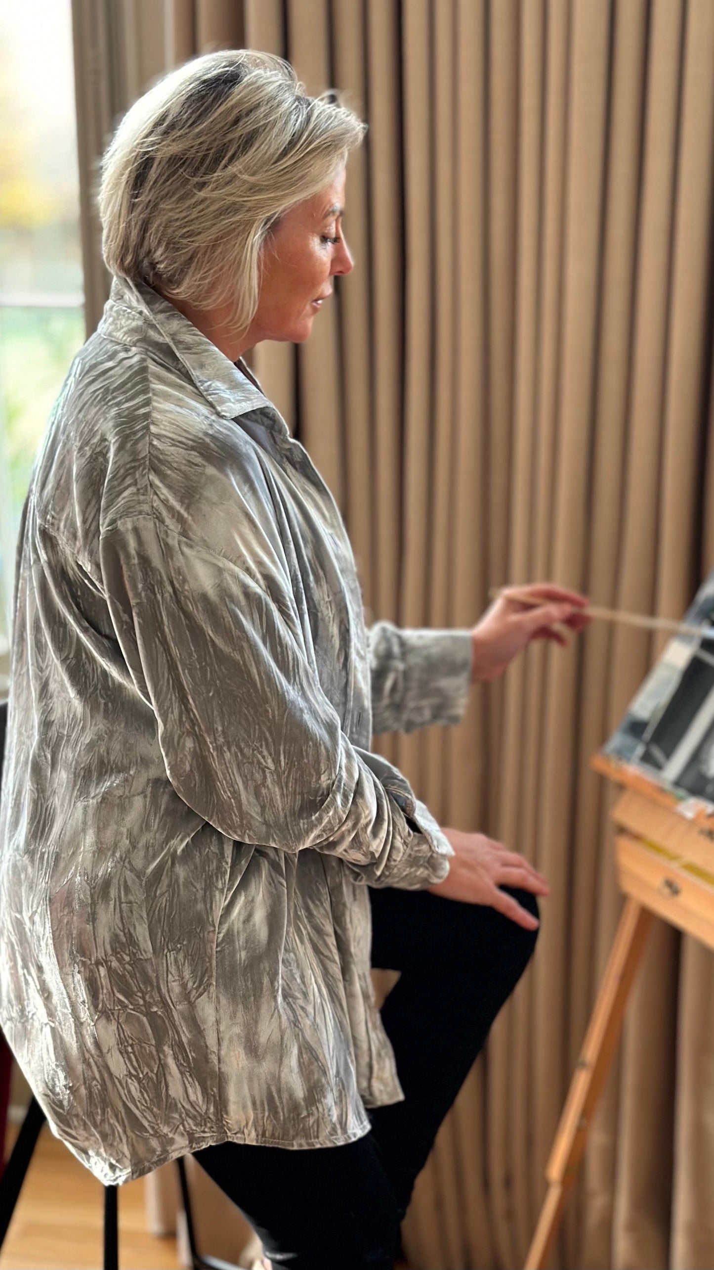 O-THE KENSINGTON OVERSIZED SHIRT IN SILVER SILK VELVET