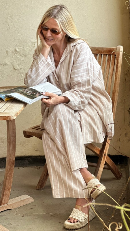 THE SOHO WIDE-LEGGED TROUSERS - BEIGE AND WHITE LINEN BLEND